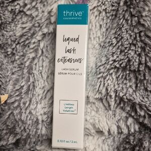 Thrive Causemetics Lash Serum - Teal and White
